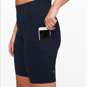 NEW! 💫 Lululemon High-Rise Shorts w/pockets